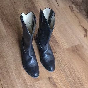 Leather cowboy boots